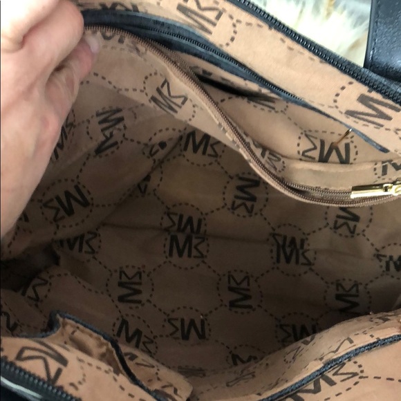 Michael Michelle Black Distressed Bag - Picture 6 of 8